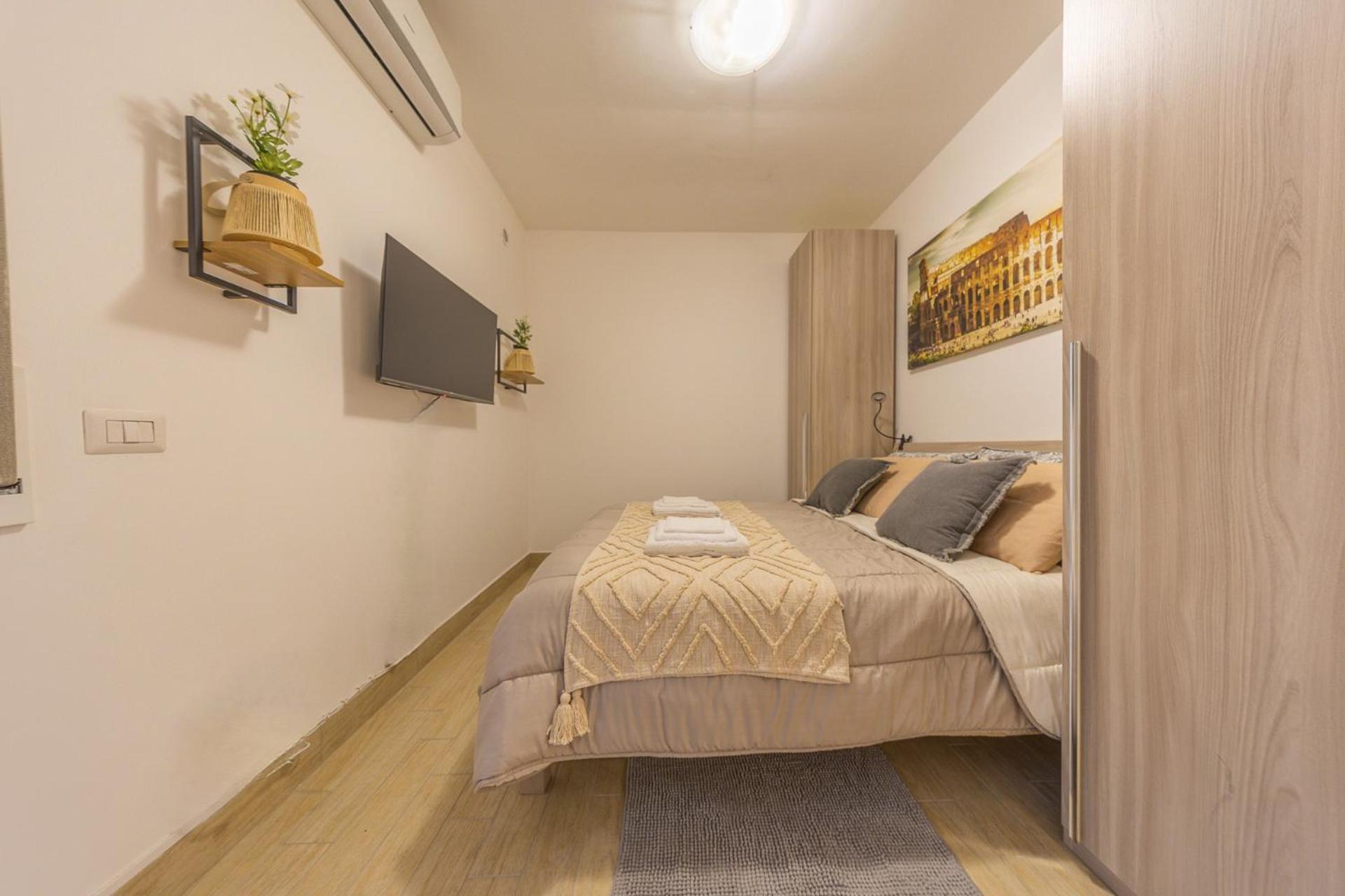 Bilocale Indipendente Con Terrazzo Esclusivo A Due Passi Dalla Metro Di Apartamento Roma