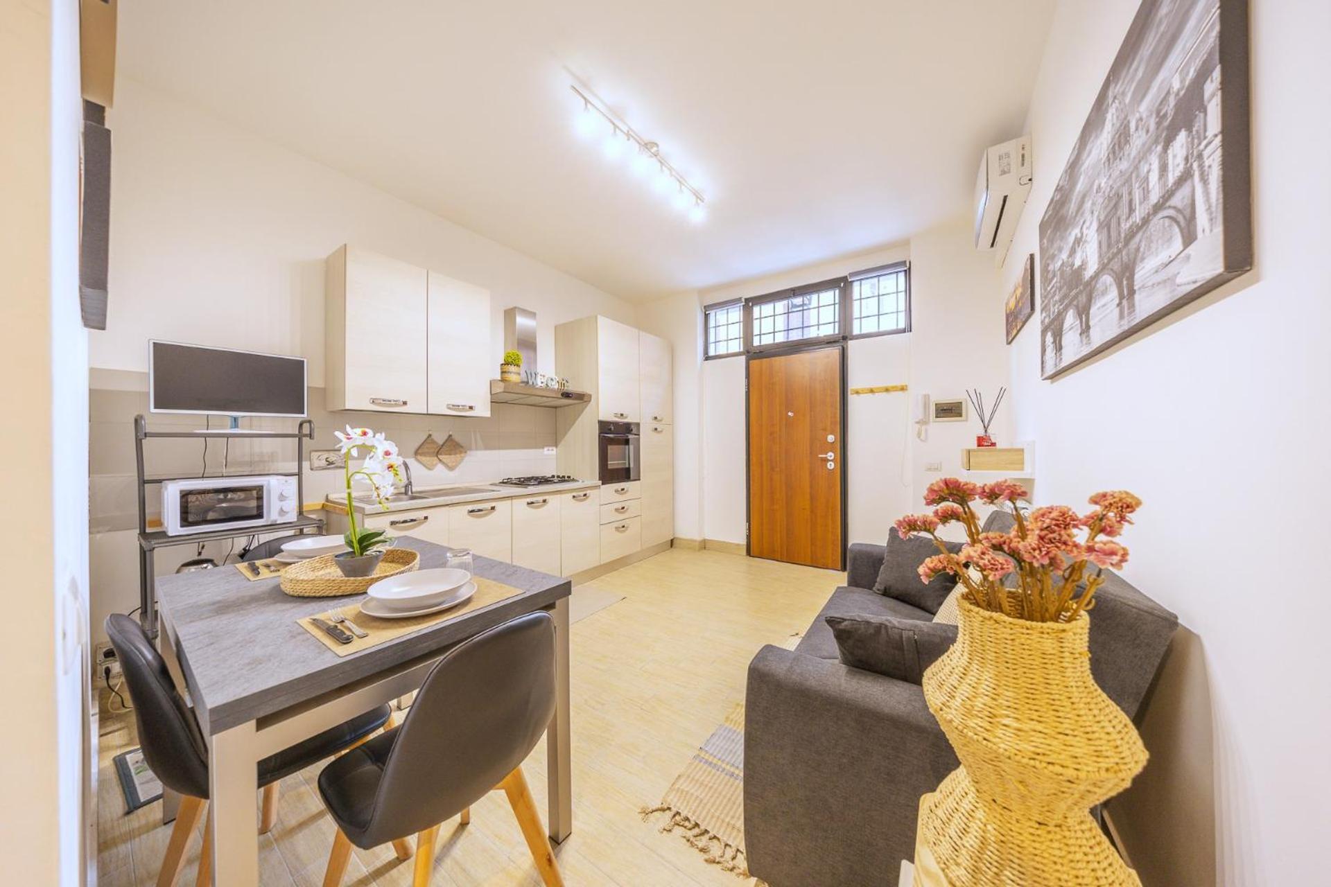 Apartamento Bilocale Indipendente Con Terrazzo Esclusivo A Due Passi Dalla Metro Di *